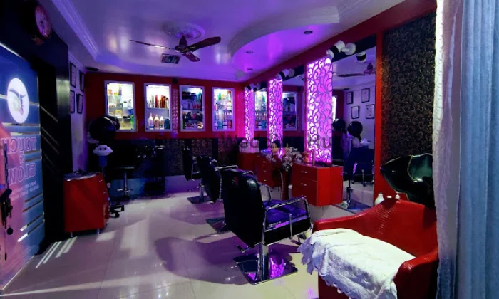 Touch  Glow Ladies Beauty Parlor
